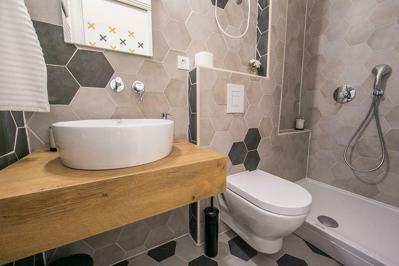 Rooms Nela Split Exterior foto